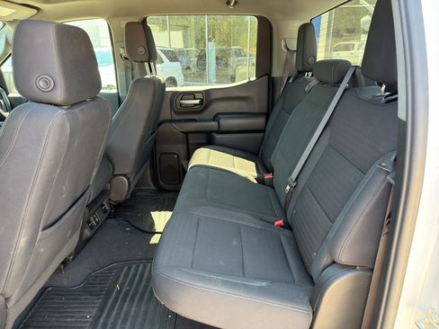 Used 2024 Chevrolet Silverado 1500 Custom Trail Boss w/ LPO, Dark Essentials Package AWD/4WD image 7