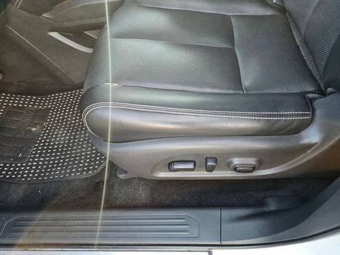 Used 2018 Nissan Murano SL w/ Moonroof Package image 16