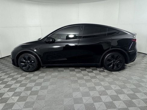 Used 2025 Tesla Model Y Long Range AWD/4WD image 10