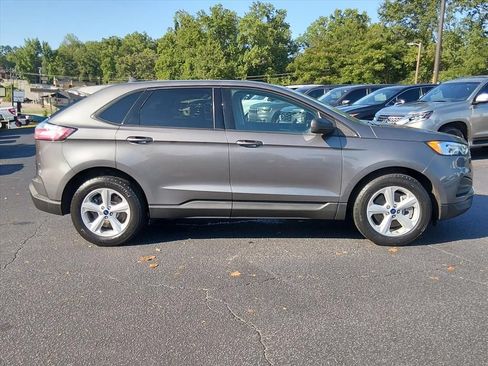 Used 2022 Ford Edge SE w/ Cargo Accessory Package AWD/4WD image 3