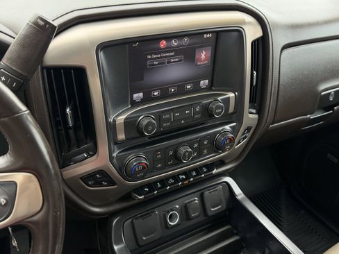 Used 2015 GMC Sierra 2500 Denali AWD/4WD image 18