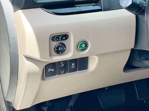 Used 2019 Honda Pilot Touring image 10