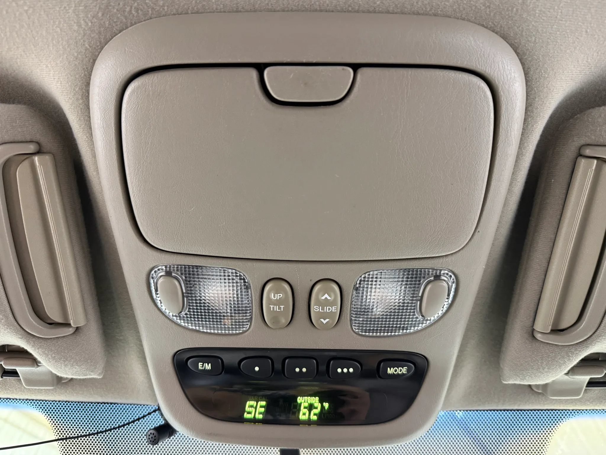 Used 2006 Toyota Sequoia Limited AWD/4WD image 32