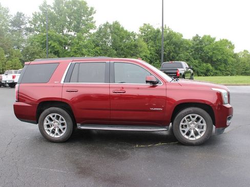Used 2018 GMC Yukon SLT w/ Open Road Package AWD/4WD image 24