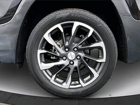 Used 2022 GMC Terrain SLT w/ Infotainment Package II image 34