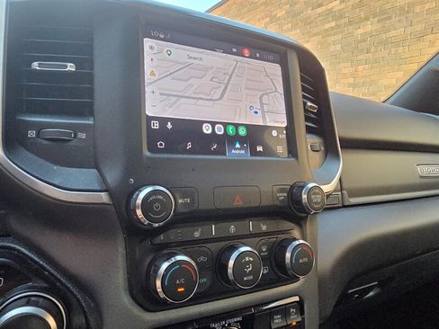 Used 2022 RAM 1500 Big Horn AWD/4WD image 9