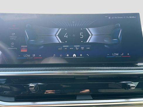 New 2027 BMW X7 M60i AWD/4WD image 37