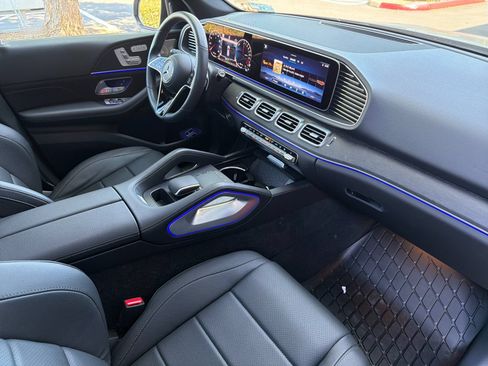 Used 2024 Mercedes-Benz GLE 450e 4MATIC image 15