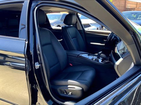 Used 2016 BMW 528i Sedan image 9