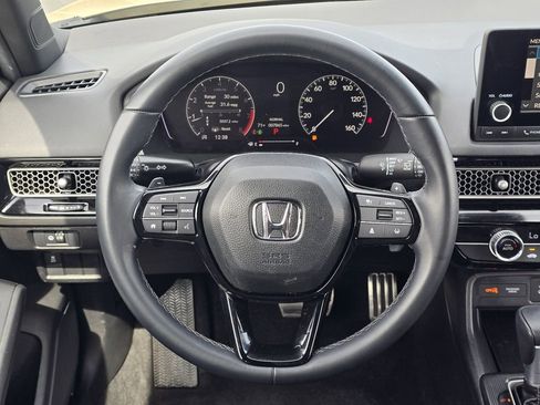 Used 2025 Honda Civic Sport image 14