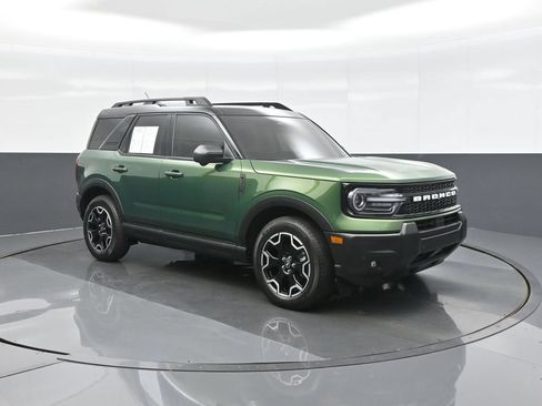 Used 2025 Ford Bronco Sport Outer Banks w/ Outer Banks Tech Package+ AWD/4WD image 1
