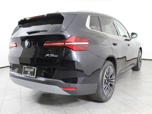 New 2026 BMW X3 xDrive30 w/ Premium Package image 9