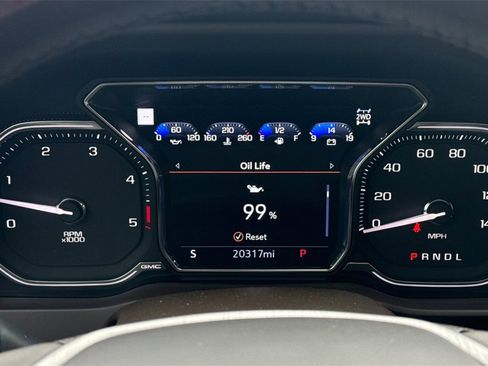 Used 2023 GMC Sierra 2500 Denali w/ Denali Ultimate Package image 21
