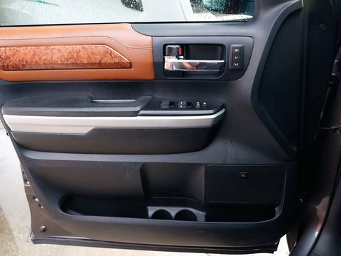 Used 2014 Toyota Tundra 1794 Edition image 37