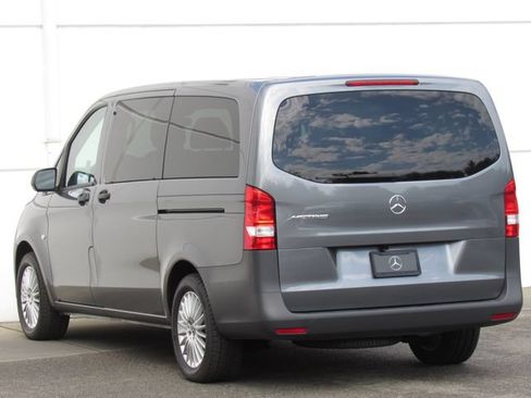 Used 2023 Mercedes-Benz Metris Passenger image 5