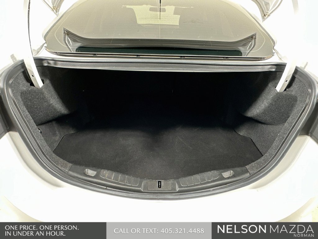 Used 2018 Ford Fusion SE w/ Equipment Group 201A FWD image 24