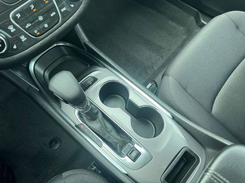 Used 2024 Chevrolet Malibu LT image 41