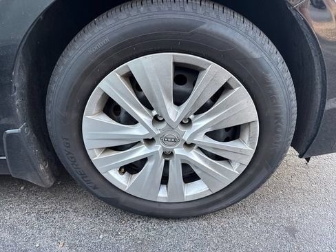Certified 2024 Nissan Sentra S FWD image 2