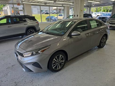Certified 2024 Kia Forte LXS FWD image 2