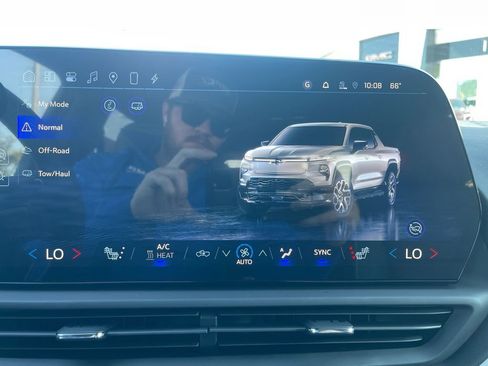 New 2026 Chevrolet Silverado EV LT image 22