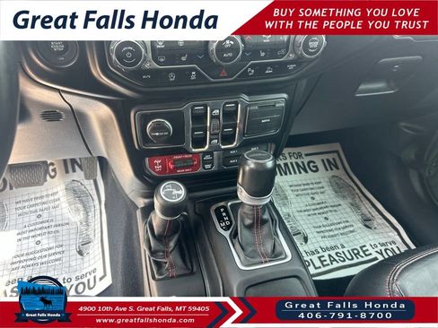 Used 2020 Jeep Gladiator Rubicon w/ Advanced Safety Group AWD/4WD image 15