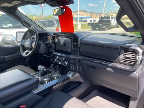 Used 2022 Ford F150 XLT w/ Equipment Group 302A High AWD/4WD image 17