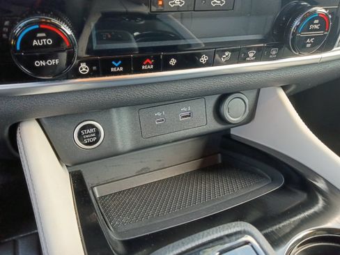 Used 2023 Nissan Rogue SL w/ SL Premium Package AWD/4WD image 20