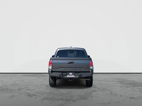 Used 2023 Toyota Tacoma TRD Sport AWD/4WD image 7
