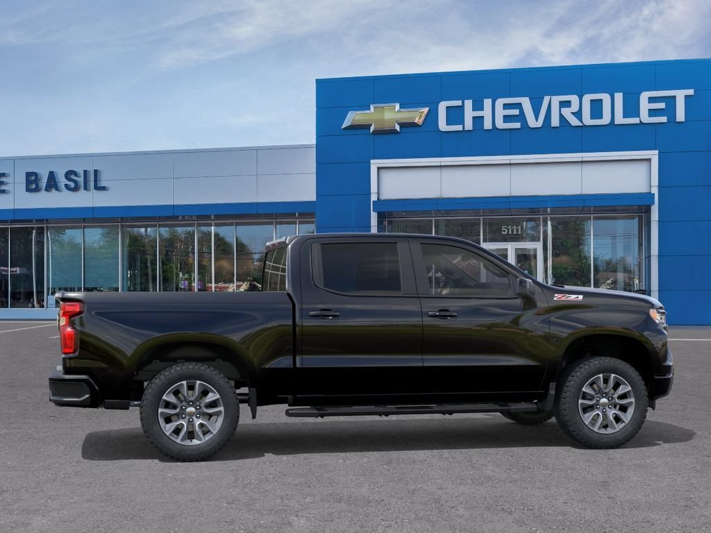 New 2026 Chevrolet Silverado 1500 RST w/ Z71 Off-Road Package AWD/4WD image 5