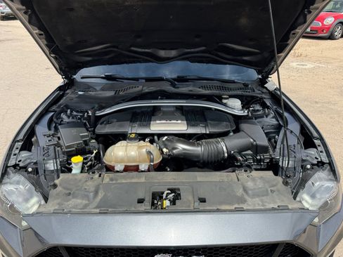 Used 2019 Ford Mustang GT Premium w/ Carbon Sport Interior Package image 20