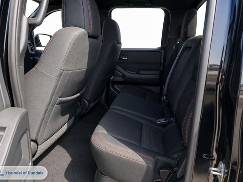 Used 2022 Nissan Frontier PRO-4X AWD/4WD image 12
