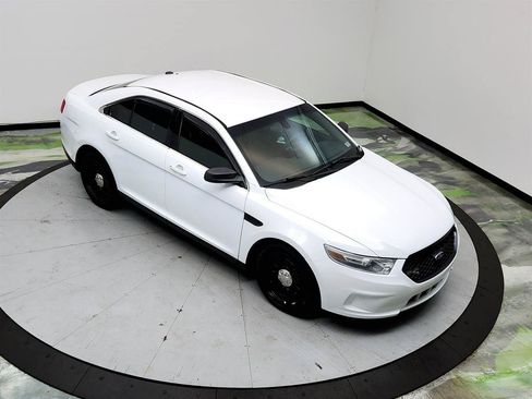 Used 2017 Ford Taurus Police Interceptor AWD image 31