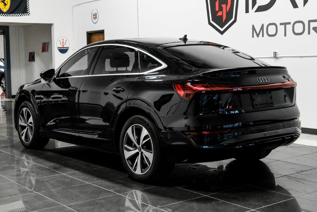 Used 2024 Audi Q8 e-tron Premium Plus w/ Premium Plus Package AWD/4WD image 11