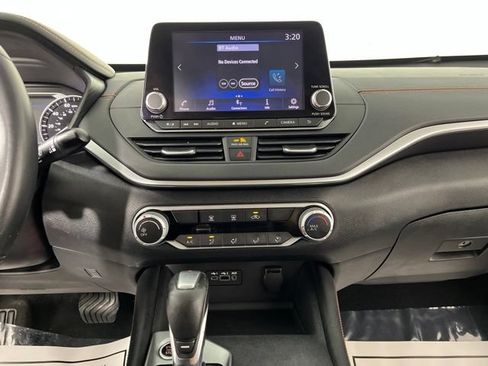Used 2019 Nissan Altima 2.5 SR FWD image 24