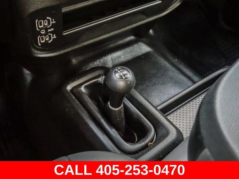 Used 2024 RAM 3500 Tradesman w/ Chrome Appearance Group AWD/4WD image 28
