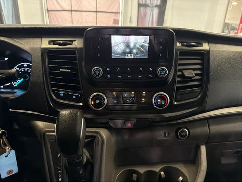 Used 2020 Ford Transit 150 Low Roof RWD image 23