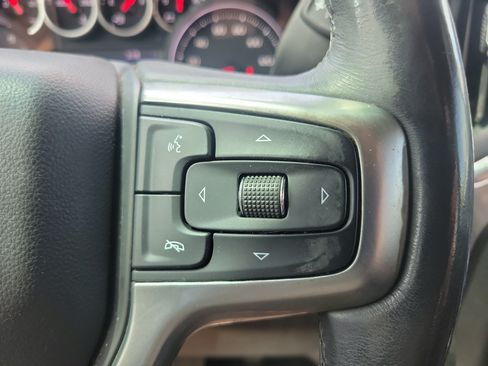 Used 2020 Chevrolet Silverado 1500 LT AWD/4WD image 17