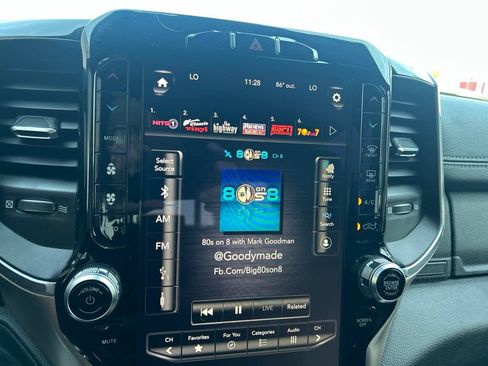 Used 2019 RAM 1500 Laramie w/ Sport Appearance Package AWD/4WD image 17