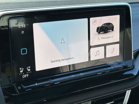 New 2026 Volkswagen Atlas Cross Sport SE image 23