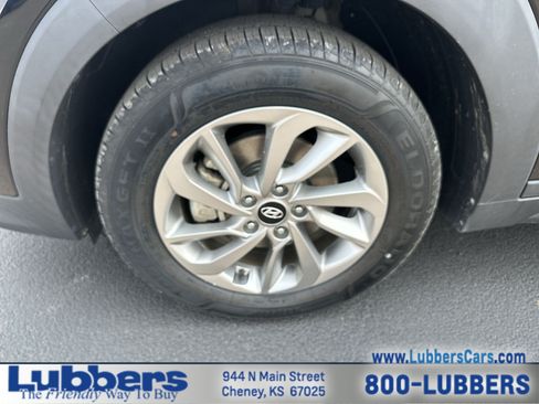 Used 2018 Hyundai Tucson SE AWD/4WD image 10