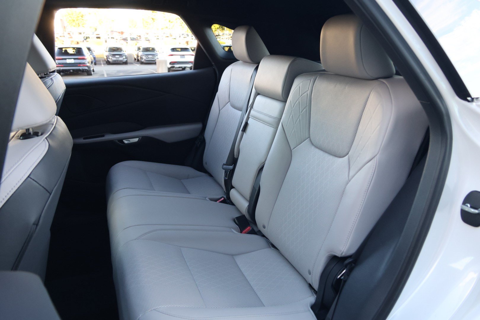Used 2024 Lexus RX 350 Premium Plus w/ Convenience Package FWD image 36