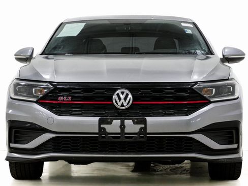 Used 2020 Volkswagen Jetta GLI image 2