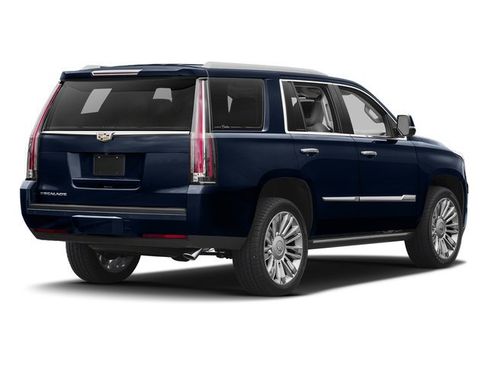 Used 2017 Cadillac Escalade Platinum AWD/4WD image 2