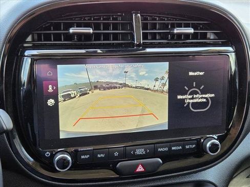 Used 2023 Kia Soul EX FWD image 12