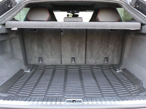 Used 2019 Lamborghini Urus AWD image 36