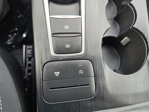 Used 2023 Ford Escape AWD image 17