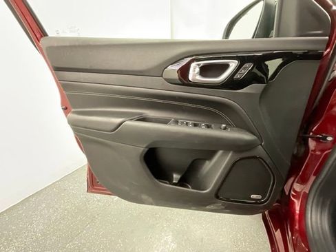 Used 2022 Jeep Compass High Altitude AWD/4WD image 9