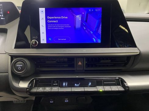 Used 2025 Toyota Prius LE image 38