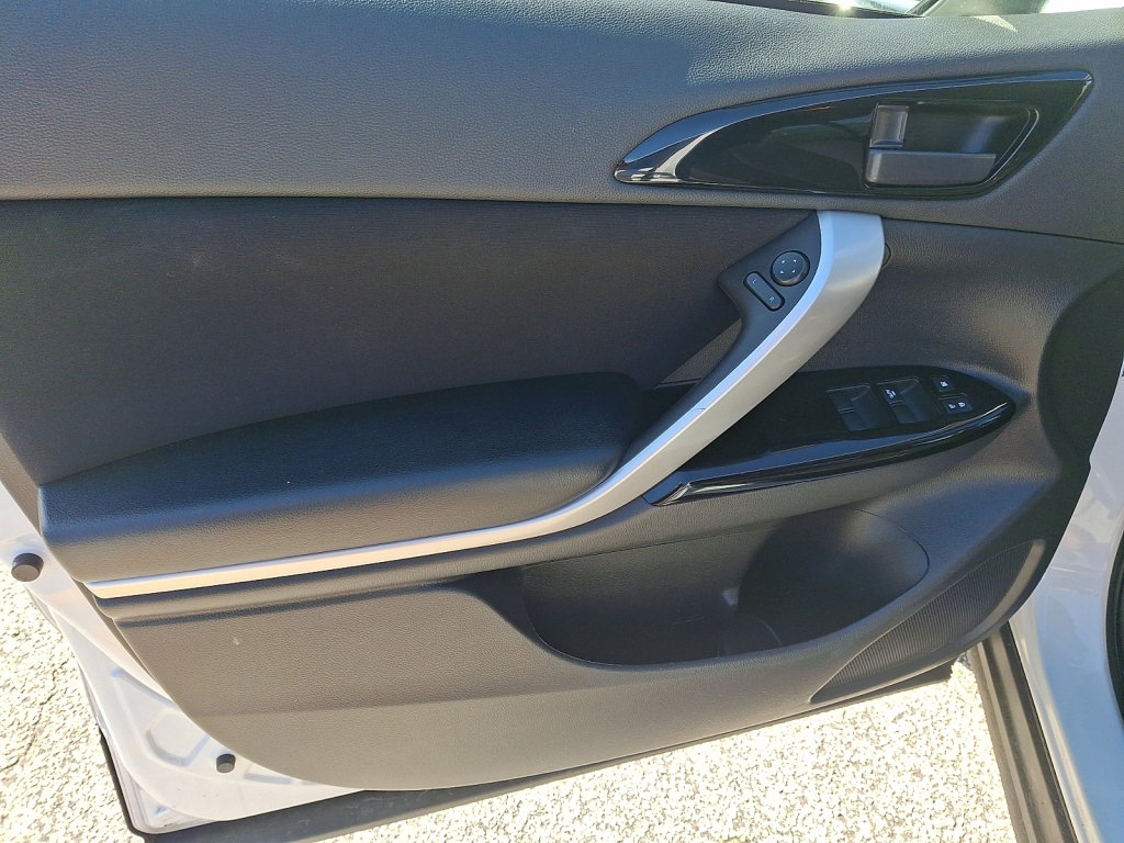 Used 2024 Mitsubishi Eclipse Cross LE AWD/4WD image 22