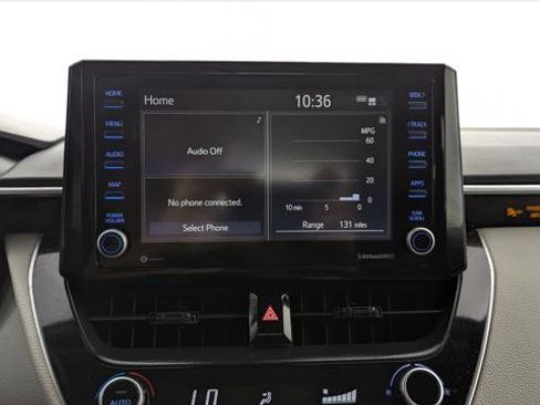 Used 2022 Toyota Corolla LE image 27